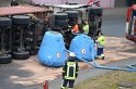 LKW umgestuerzt Niehler Hafen P116